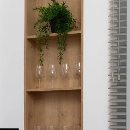 Center Mezzanine Chmielna By Renters 바르샤바